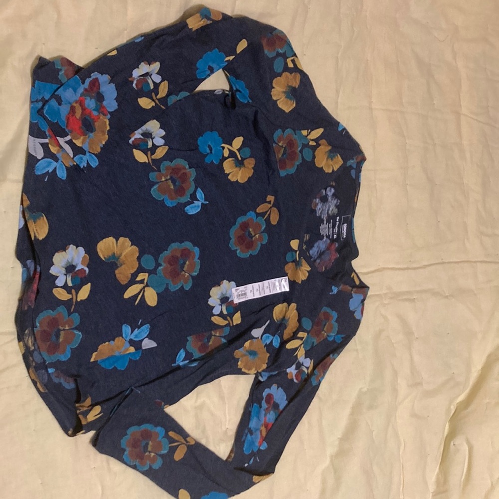 Ladies long sleeve shirt
